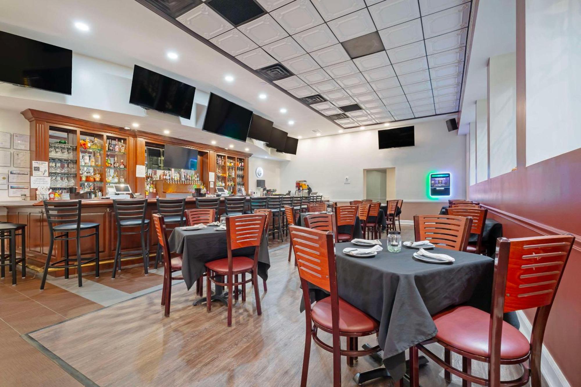 Clarion Hotel & Suites BWI Airport North Brooklyn Park Luaran gambar