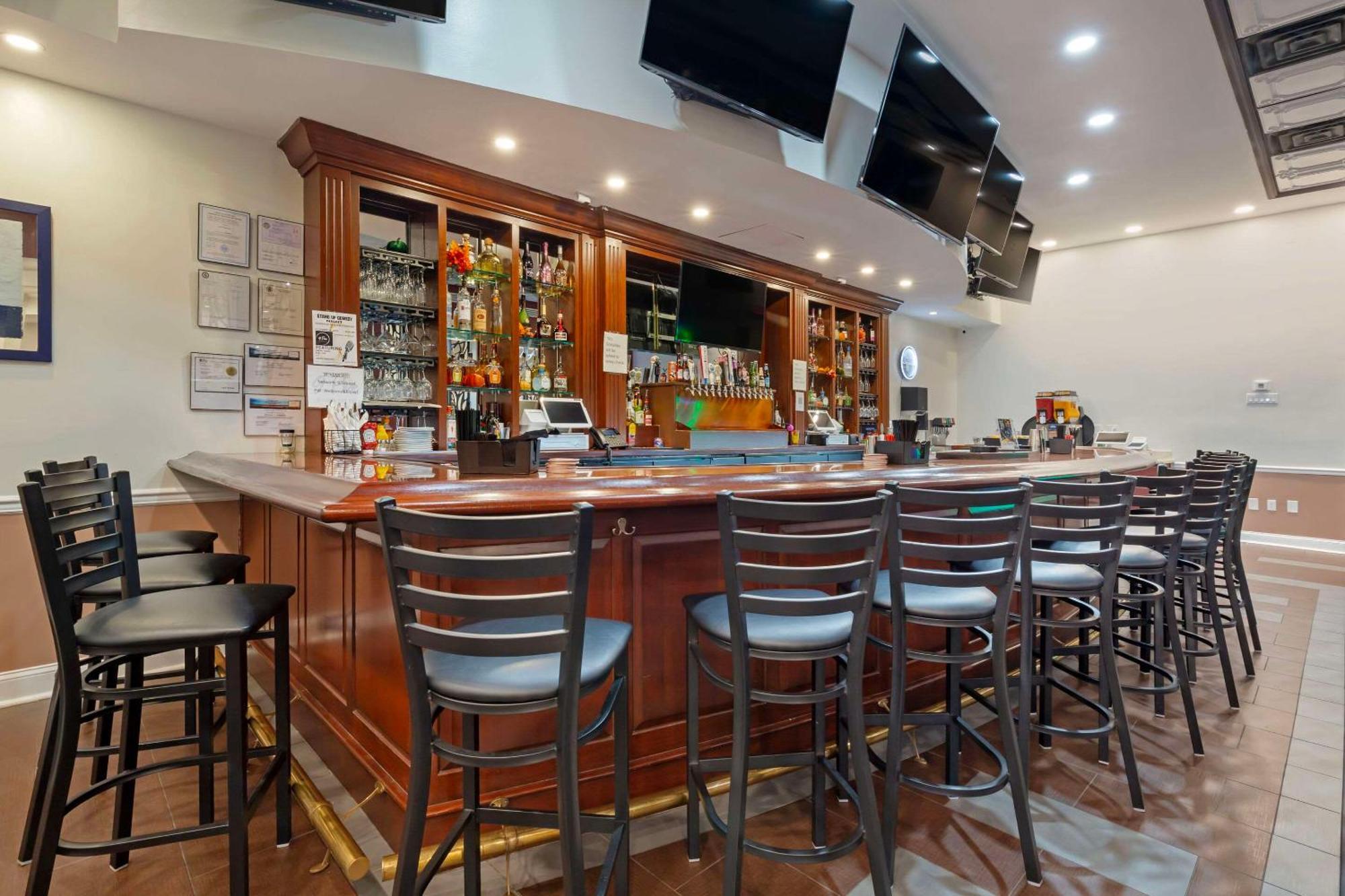 Clarion Hotel & Suites BWI Airport North Brooklyn Park Luaran gambar