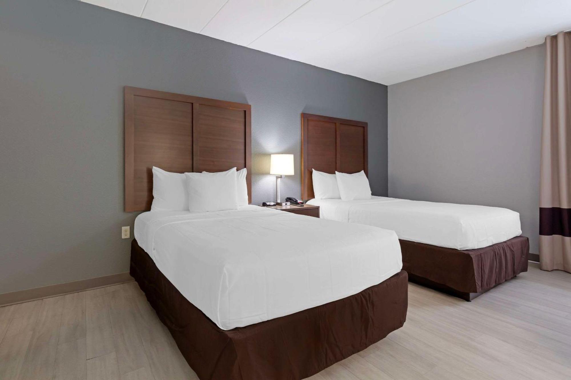 Clarion Hotel & Suites BWI Airport North Brooklyn Park Luaran gambar