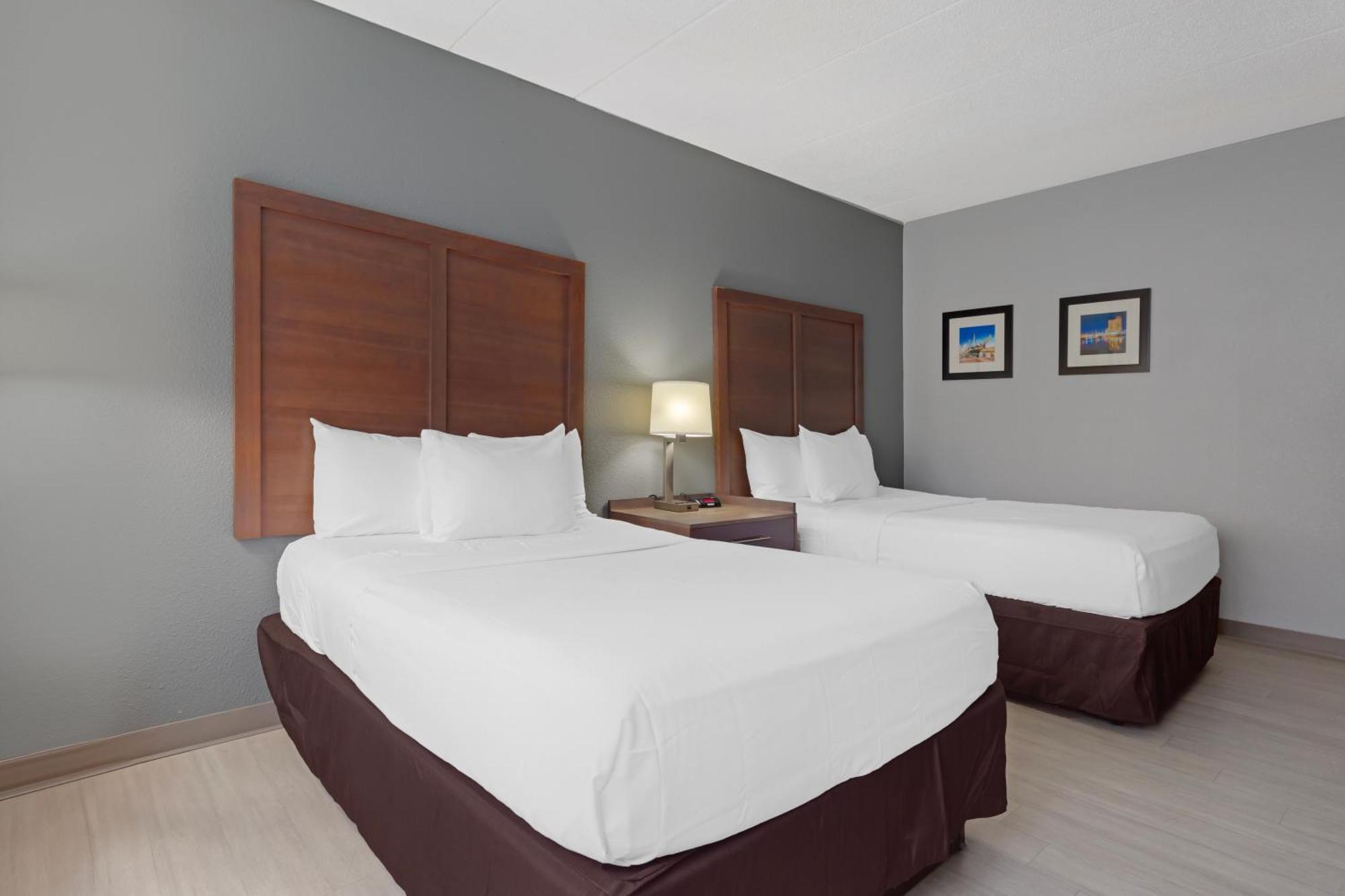Clarion Hotel & Suites BWI Airport North Brooklyn Park Luaran gambar